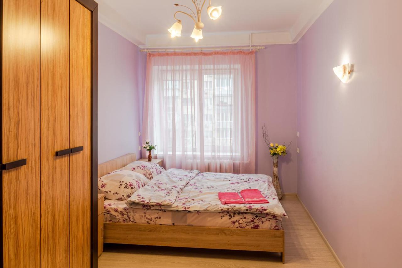 112 Вулиця Велика Васильківська Kiev Buitenkant foto